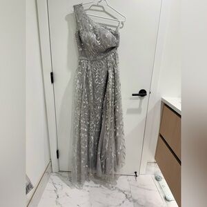 NWOT Silver One-Shoulder Prom/Formal Dress